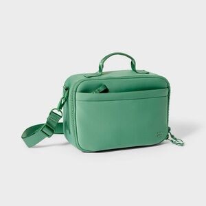 💚💚NWT Green Crossbody Bag lunch 🥪💚💚
